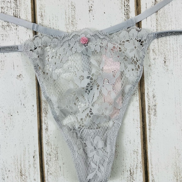 Victoria’s Secret Dream Angels Shine Strap V-String Thong Pantie Medium - Picture 3 of 8